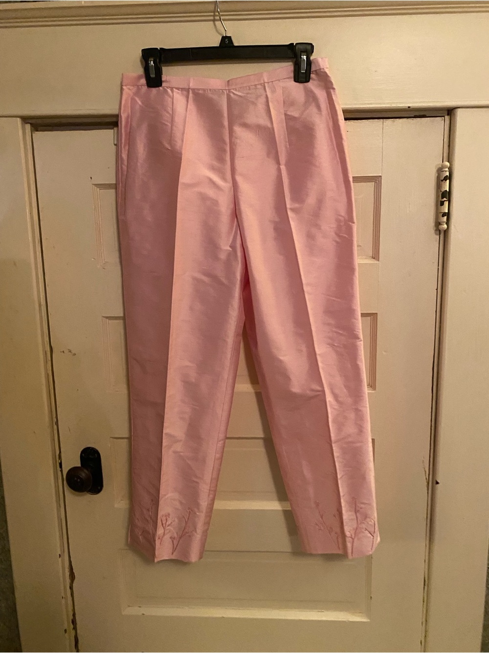Lord & Taylor petite sz 10 pink silk ankle pants embroidered bottoms